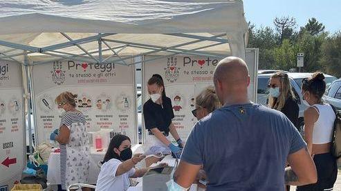 Open Day a Lido Spina In fila per il tampone