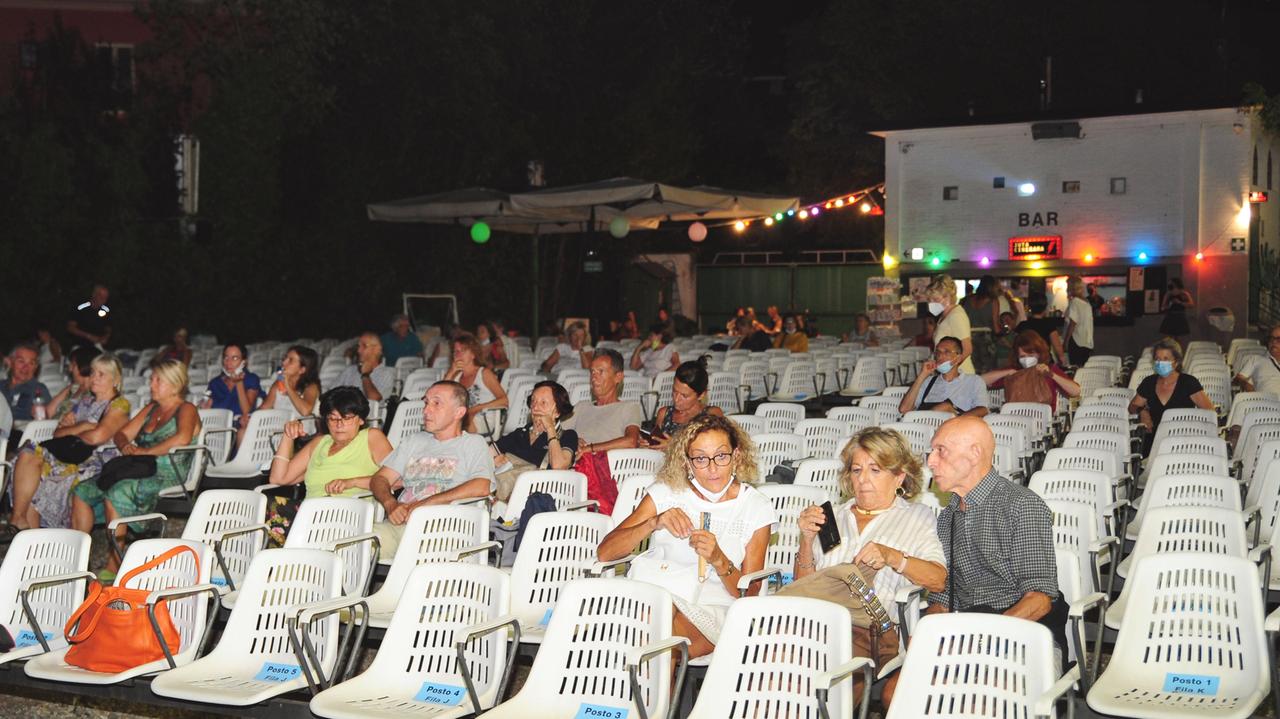 Modena, metti un film all’aperto Supercinema, che show
