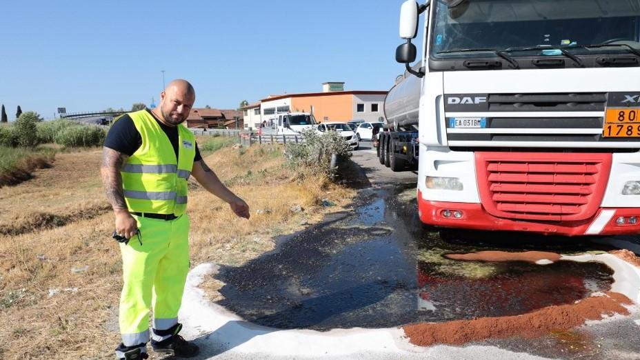 Cisterna perde ammoniaca all'altezza di Empoli est