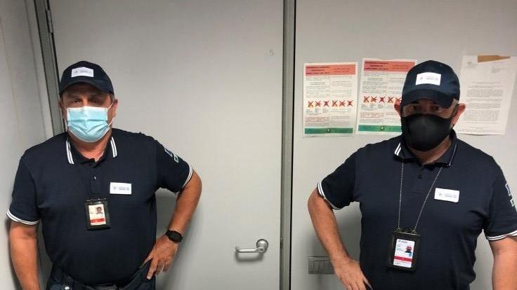 Furti di sabbia, sequestrati quasi tre chili all'aeroporto di Alghero