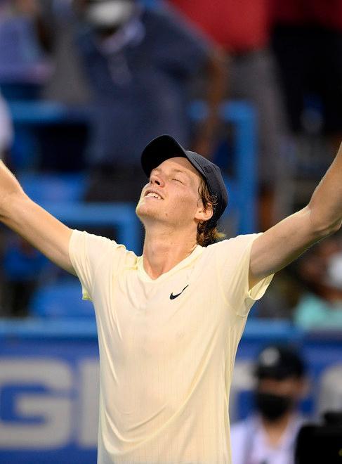 Sinner, 20 candeline e vittoria su Delbonis Bene anche Fognini contro Basilashvili
