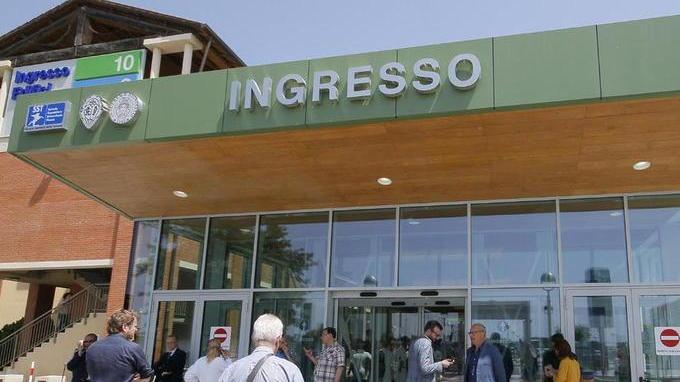 Reparti come forni bollenti Le proteste dei familiari