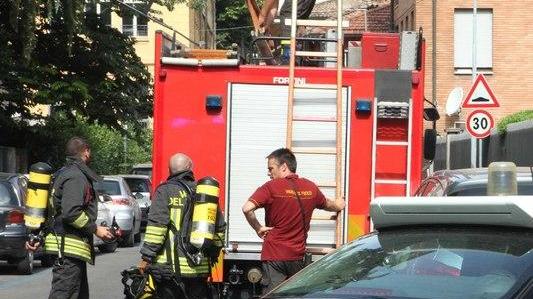 Trovato morto in casa pensionato di 70 anni