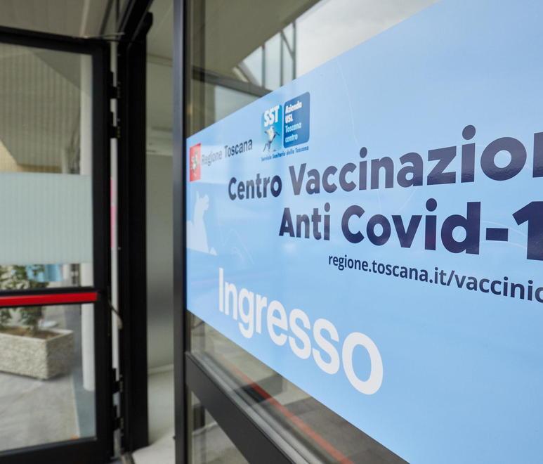 Sono 81 in un giorno i giovani vaccinati nei tre centri 