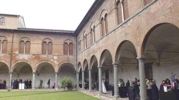 L’arte del restauro in diretta nel laboratorio di vetro
