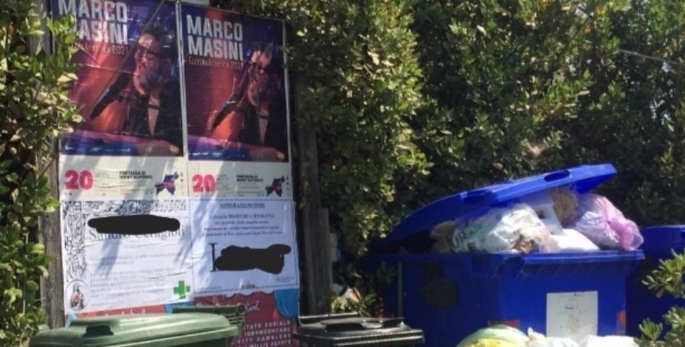 Manifesti funebri con gli eventi