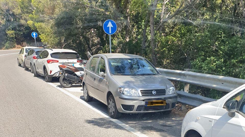 Parcheggi in senso contrario (dopo le inversioni a U)