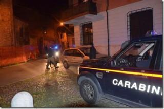 Castelfranco, punta un coltello in faccia a negoziante: arrestato dai carabinieri 