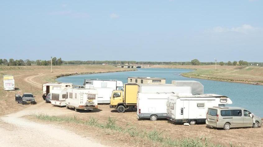 Il lento esodo dal rave Vanni: «La prefettura ha sottovalutato l’evento»