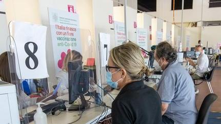 «Minorenni, moduli pronti per il vaccino»