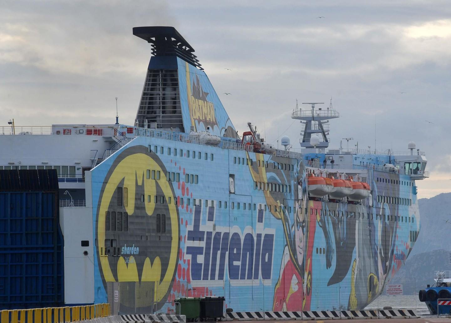 Ottomila firme per riavere i traghetti 