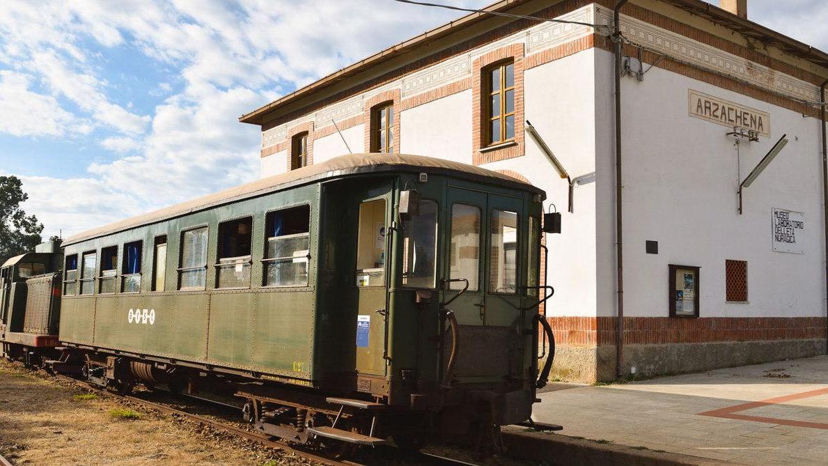 Viaggio in treno tra musica e paesaggi