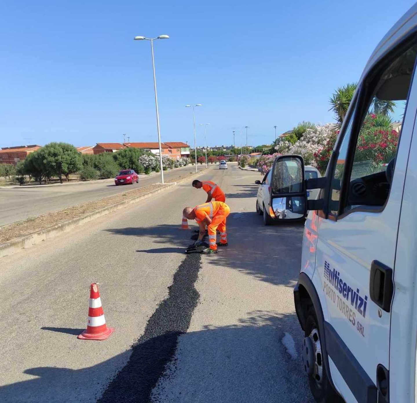 Nuovi “rattoppi” lungo la bretella di viale delle Vigne