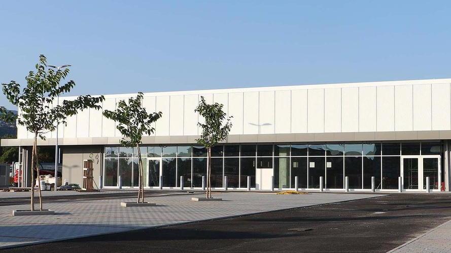 Lo stato di avanzamento dei lavori della nuova Coop di via di Montramito