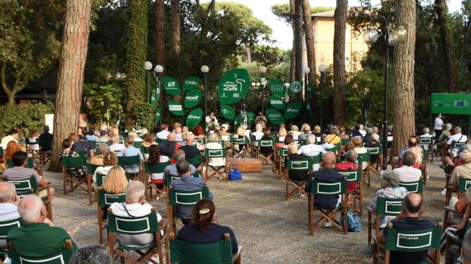 «La Versiliana gestita senza una strategia»