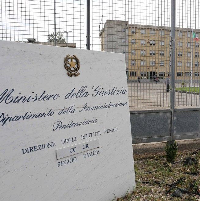Non rispetta gli obblighi degli arresti domiciliari Spacciatore va in cella