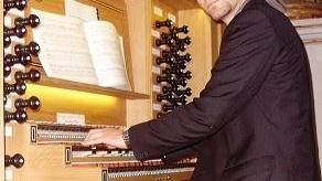 Organo con trio vocale e letture in chiesa