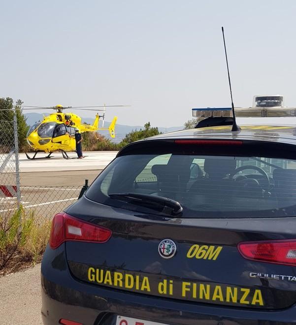 Muore dopo un volo di 20 metri giù da un ponte della Senese 