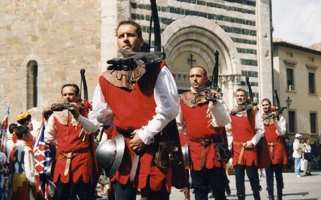 L’anno contradaiolo inizia domenica 