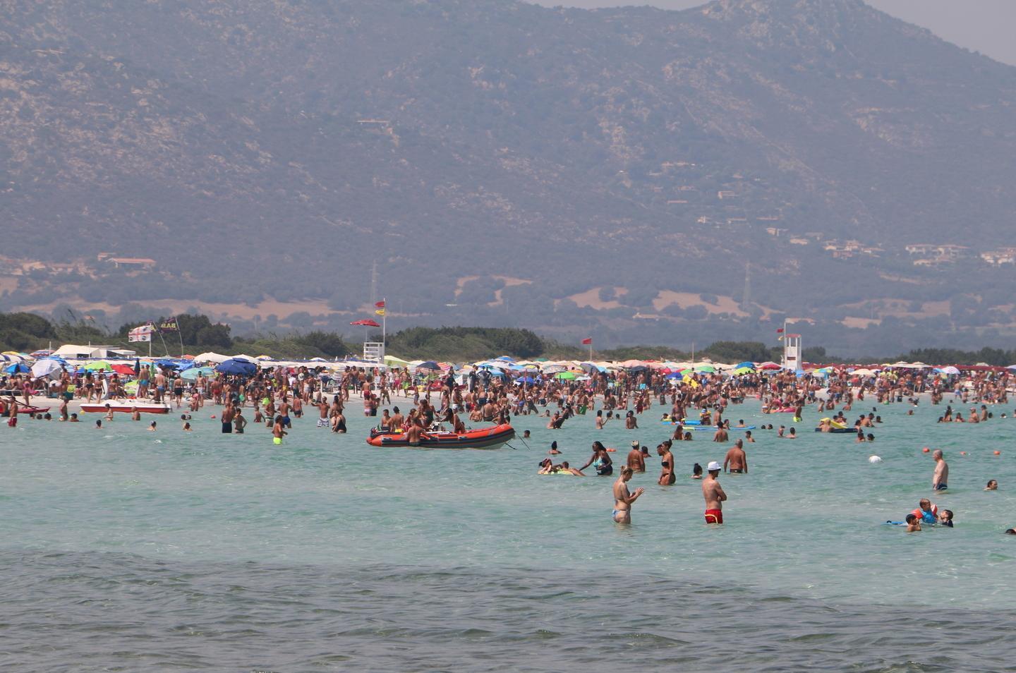 Turismo, l'isola è ripartita: l’assalto degli italiani mette il turbo alla ripresa 