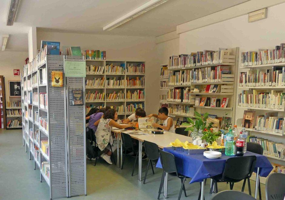 Ferrara, parte la gestione indiretta delle biblioteche: Rodari, Luppi e Vigor a Coop “Le Pagine” 