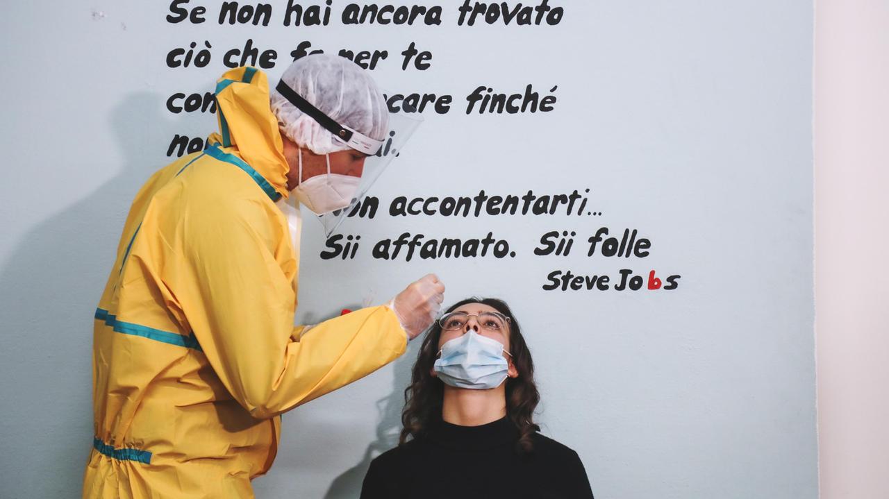 Nel Ferrarese, Asl: «Contagi estivi, l’80% tra non vaccinati»
