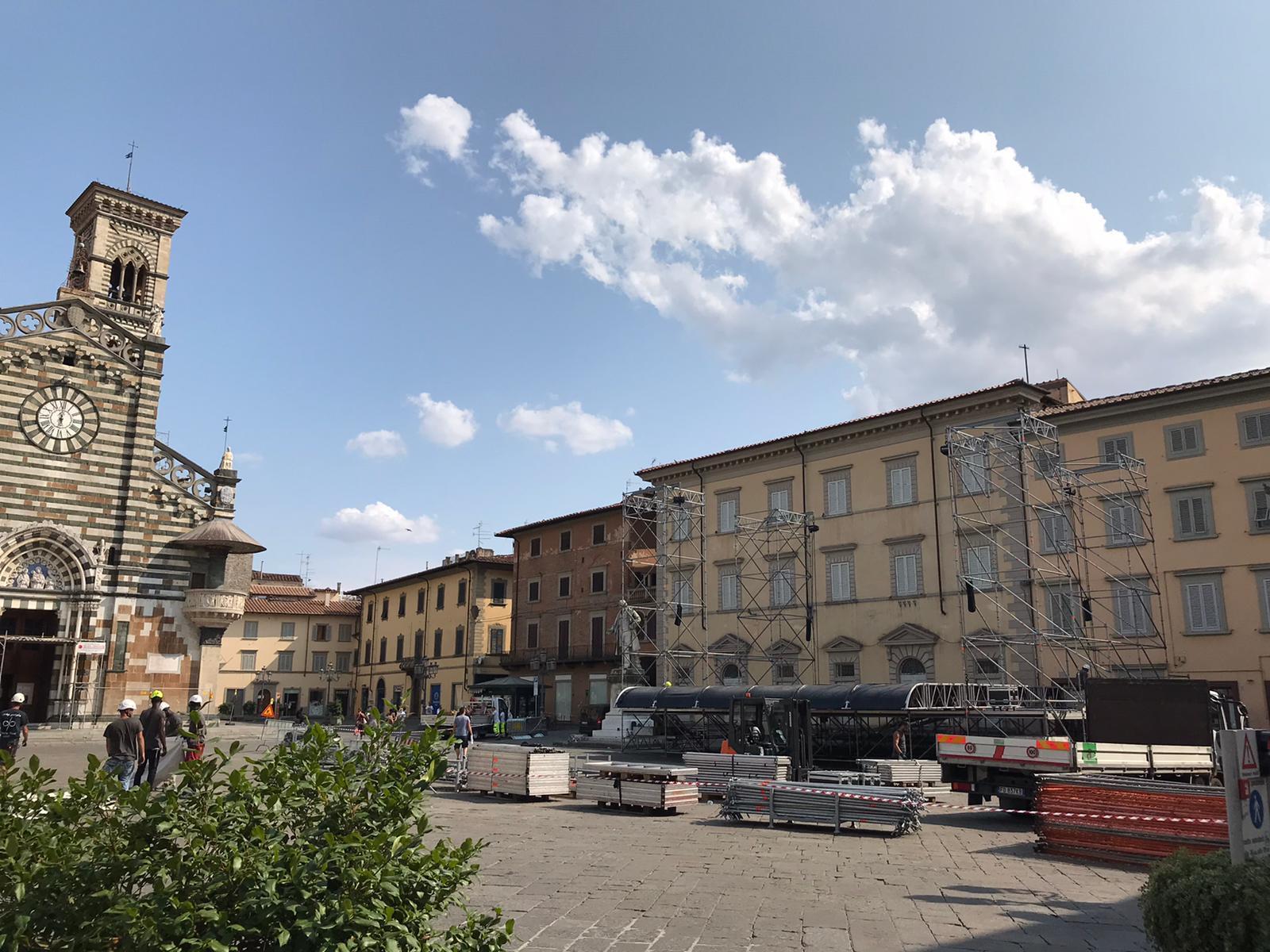 Il palco di piazza Duomo