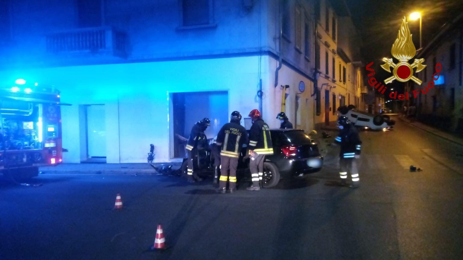 Le due auto coinvolte nell'incidente