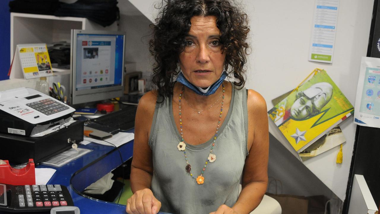 Modena, commessa aggredita in via Emilia est: "Ha tentato di violentarmi"