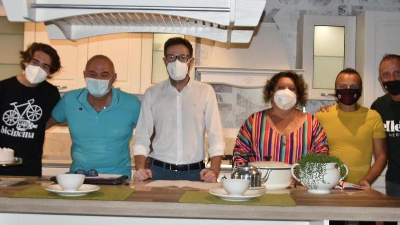 Lunedì torna Canzonissima Sfida fra rioni a colpi di note