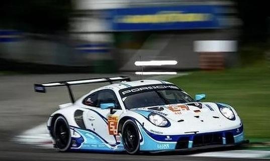 Riccardo Pera, la 24 Ore di Le Mans si chiude in anticipo per un incidente