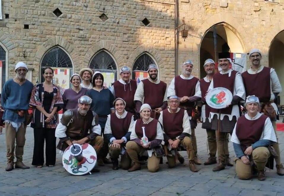 Gruppo balestrieri imbattibile come squadra e nel singolo