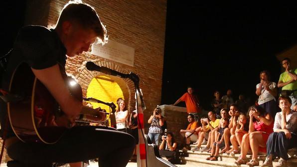 Buskers, anteprima a Comacchio Il 34º festival debutta in salina