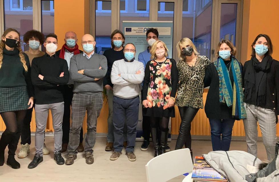 A Modena la scuola è già pronta «Ma controllare il Pass ogni giorno è durissima» 