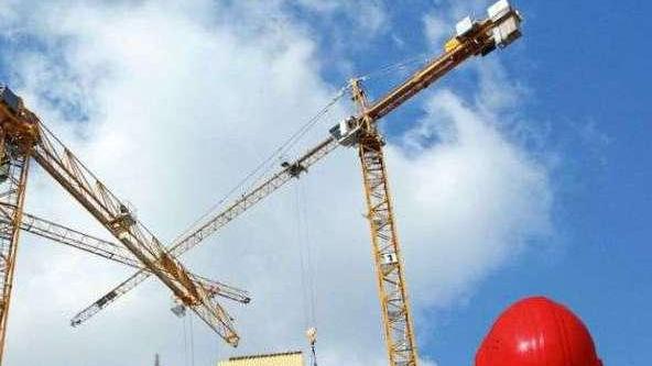 Bonus e agevolazioni, edilizia con il botto. In due anni il 22 per cento di aziende in più