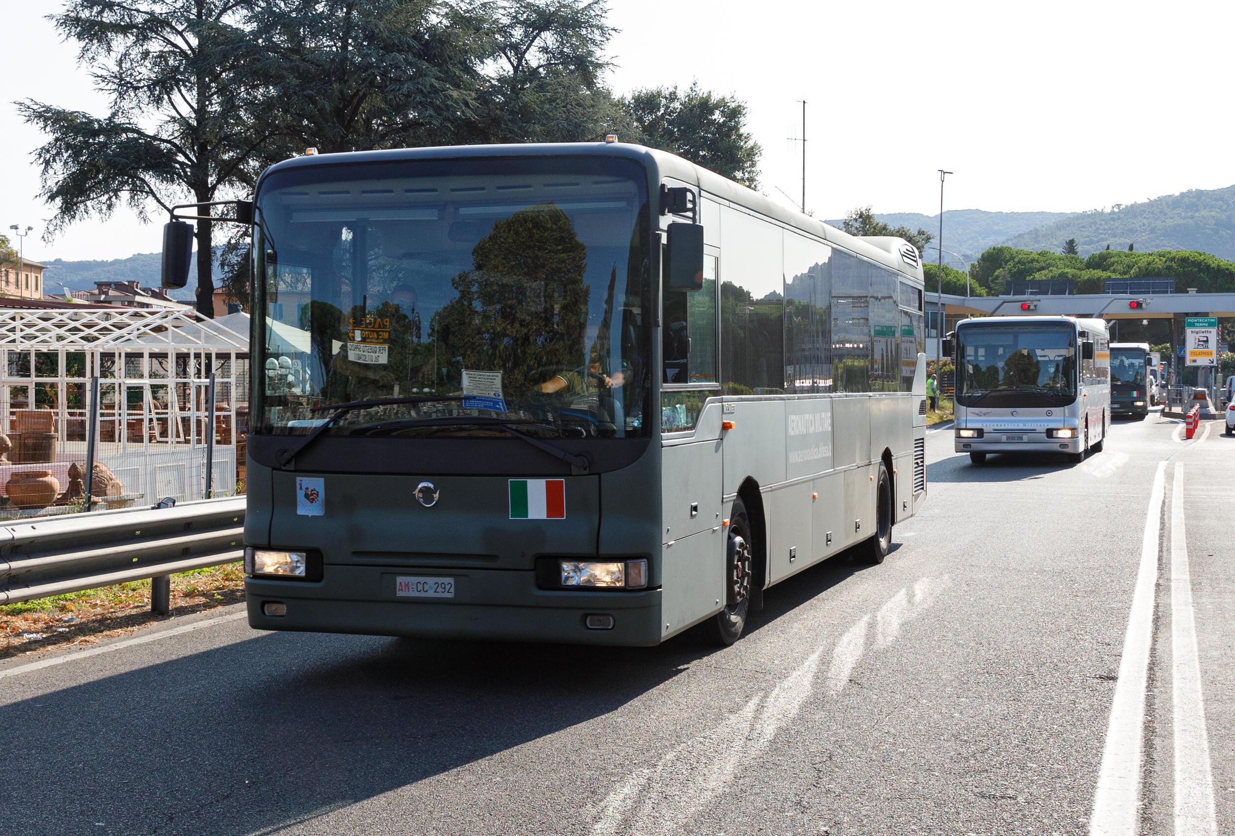 Arrivati i primi profughi afghani a Montecatini. Trasferito al Meyer uno dei bambini accolti