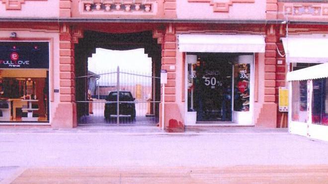 Le cabine Enel sono fuorilegge