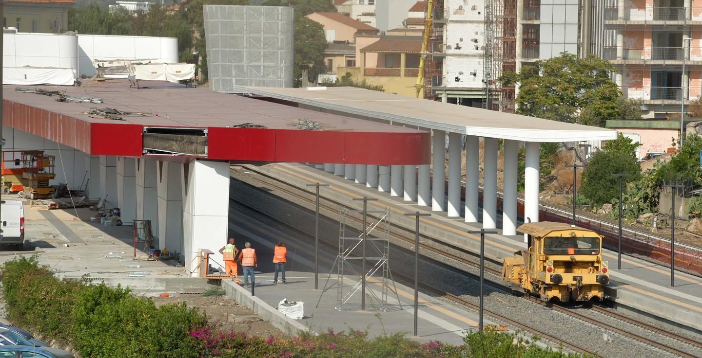 La nuova stazione ferroviaria in via Vittorio Veneto