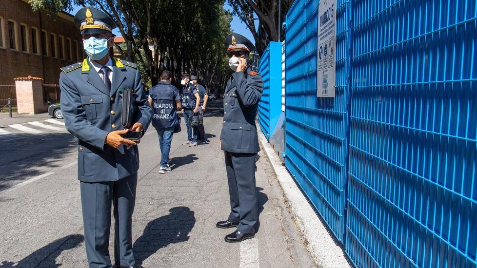 Ferrara. Bulloni, giunti, piastre: i punti critici del Mazza