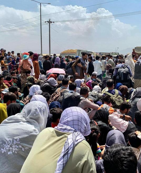 Afghani, l’appello del vescovo di Ferrara-Comacchio: subito una rete sociale di aiuto 
