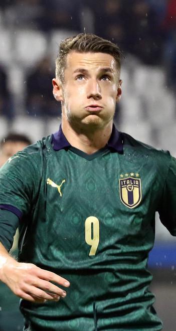 È finalmente arrivato l’attaccante Andrea Pinamonti 