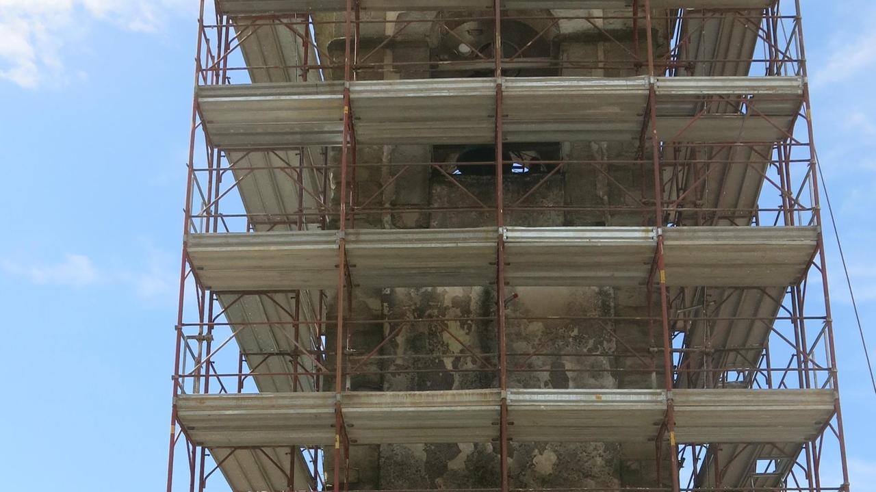 Il campanile della chiesa di Tobbiana