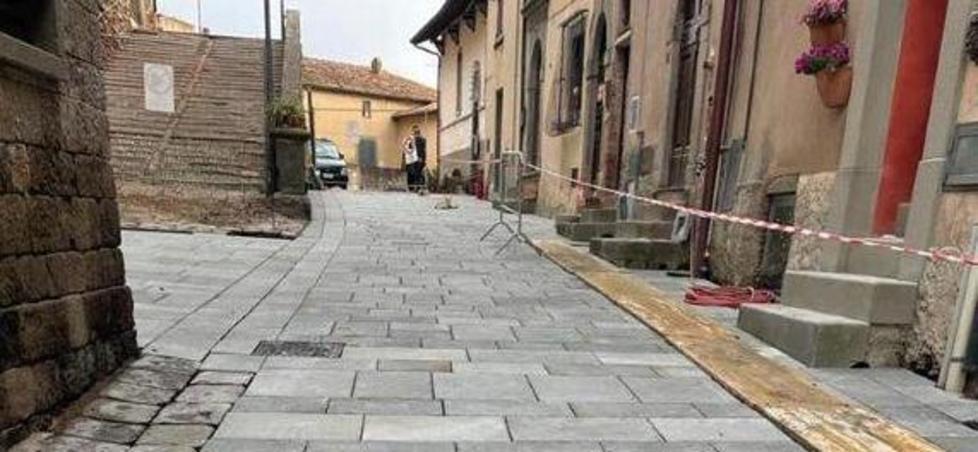 Nuova pavimentazione ed efficienti sottoservizi nel centro di Castagneto