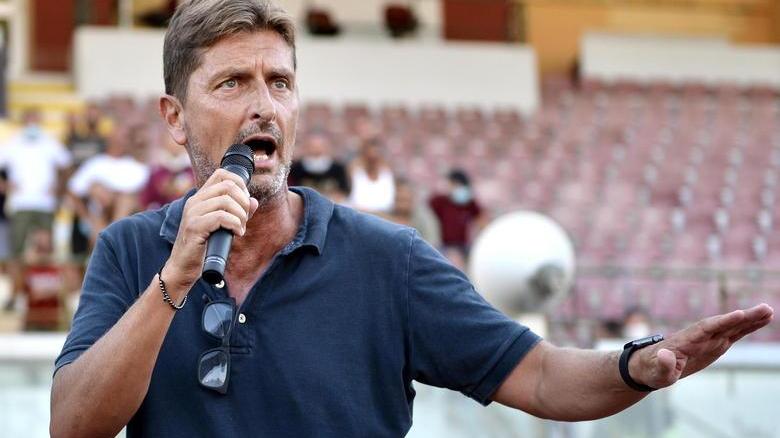 Livorno calcio, la campagna abbonamenti scalda i motori: prezzi ridotti, ecco le cifre