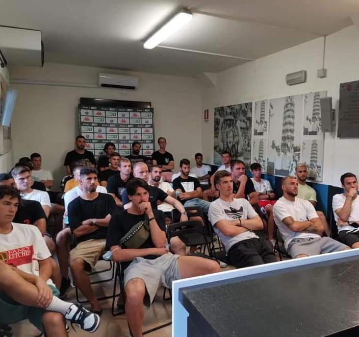 Dirige Cosso di Reggio Calabria al Var Valerio Marini di Roma 1