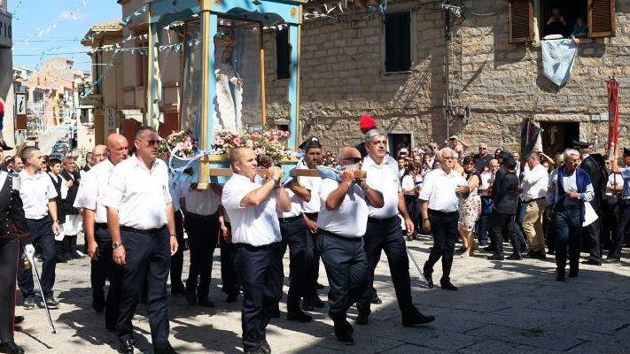 Festa Manna, si parte il 30 musica e riti col green pass