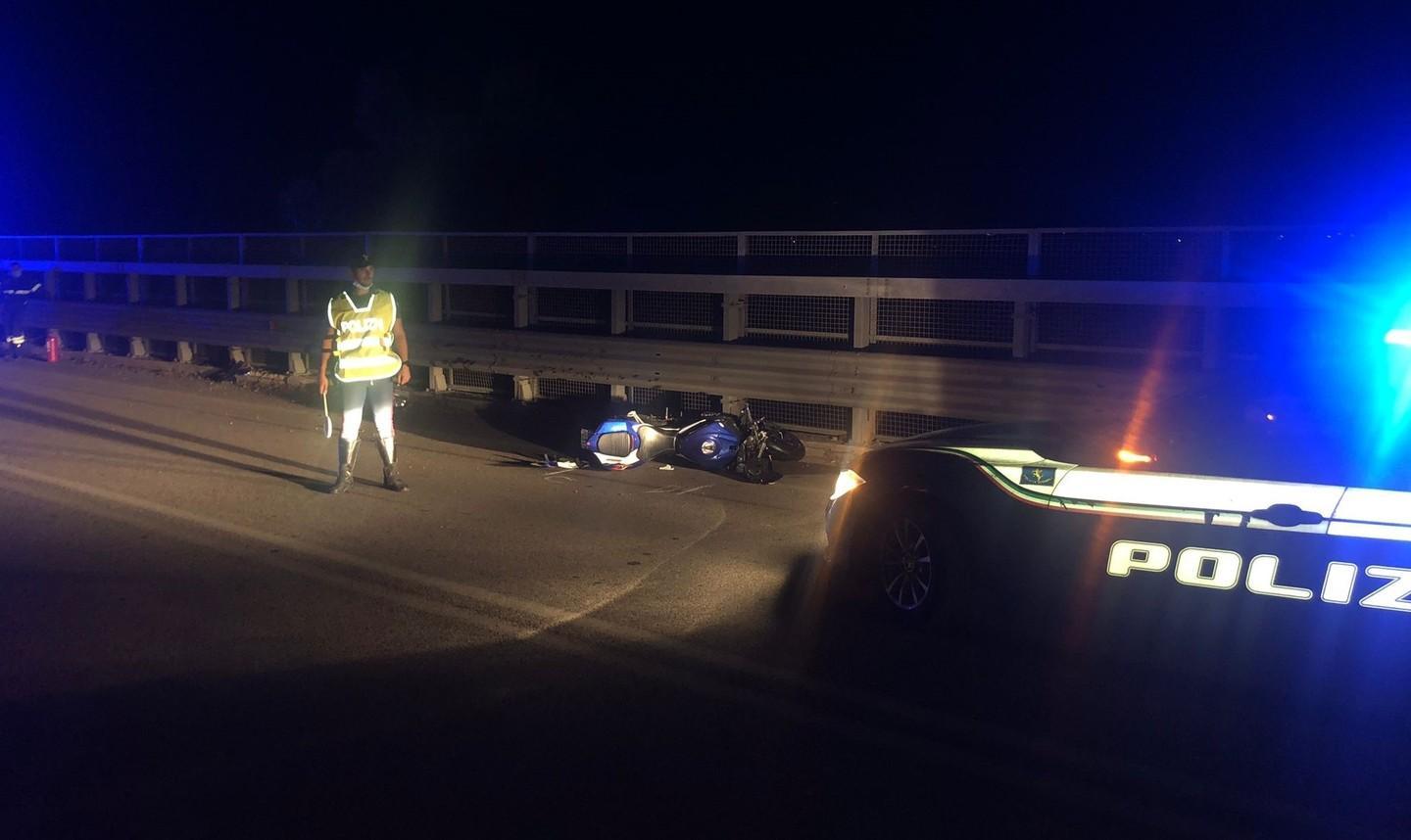 Motociclista ferito in un incidente nella circonvallazione