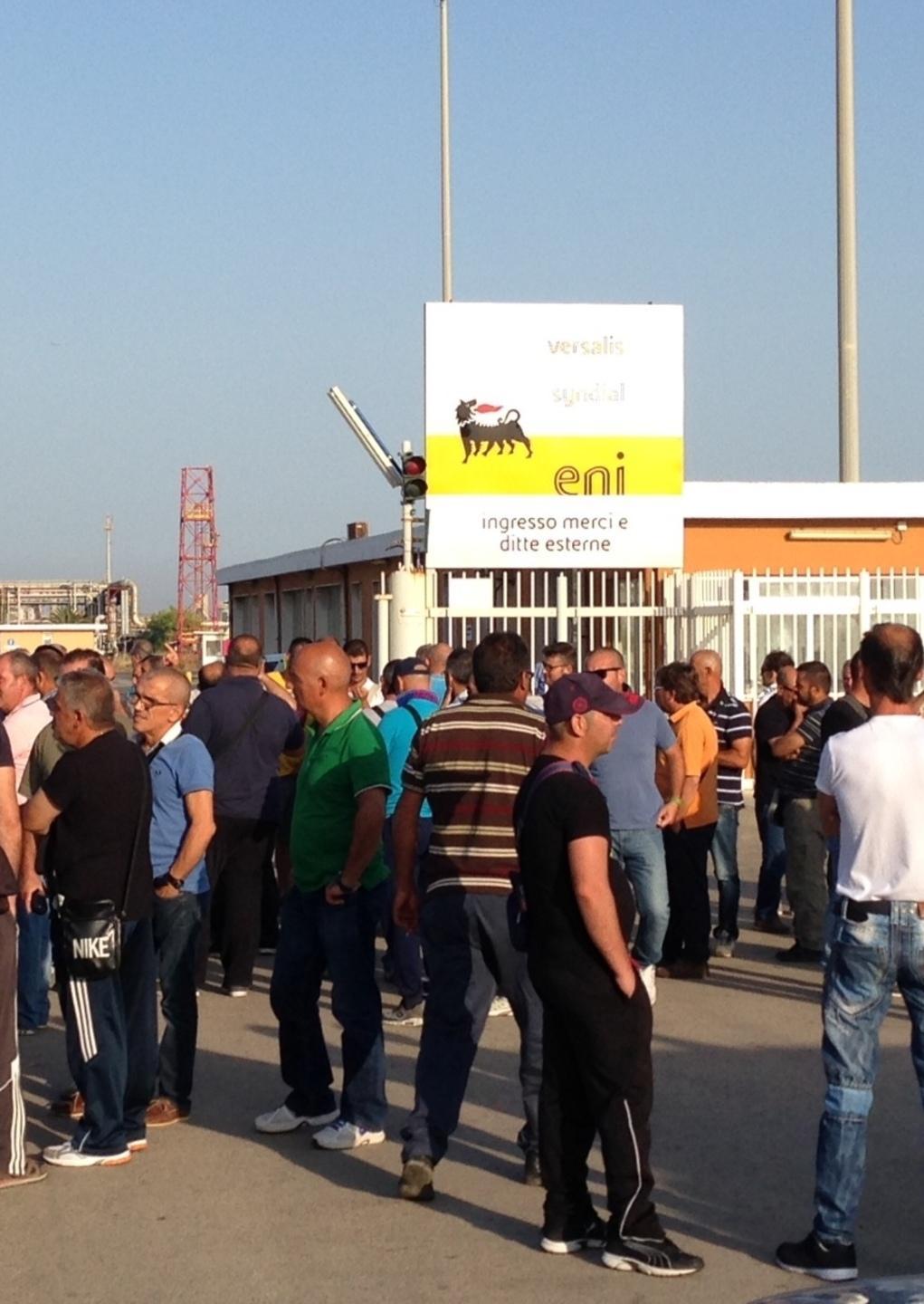 «Le bonifiche alla Marinella calate dall’alto» 