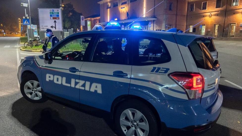 Droga, cosa rischia un “cliente” a Ferrara. Sanzioni e obbligo di riabilitarsi