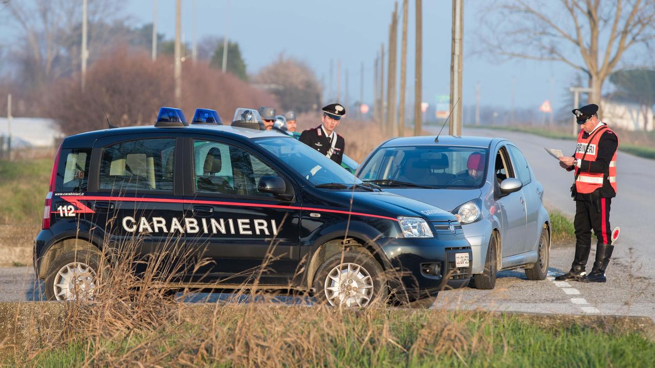 Controlli dei carabinieri, foto archivio